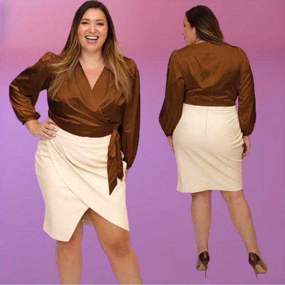 NWT Maree Pour Toi Bishop Sleeve Wrap Top Blouse Metallic Satin Brown Size 26 - Picture 2 of 12